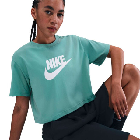 Remera Casual Tee Essential Futura de Mujer Negro