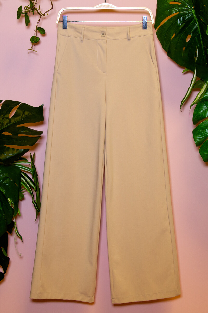 Pantalón ancho con bolsillos Beige