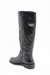 Bota Caña Alta Cuero Negro