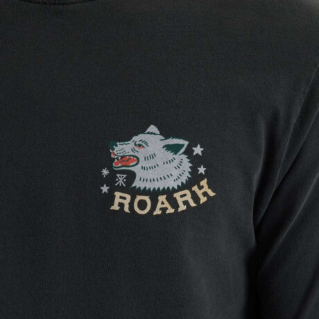 Remera Roark Wolfpack