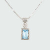 Colgante Brio Baguette de MOON en Plata 925 con topacio azul y brillante - Incluye cadena Colgante Brio Baguette de MOON en Plata 925 con topacio azul y brillante - Incluye cadena