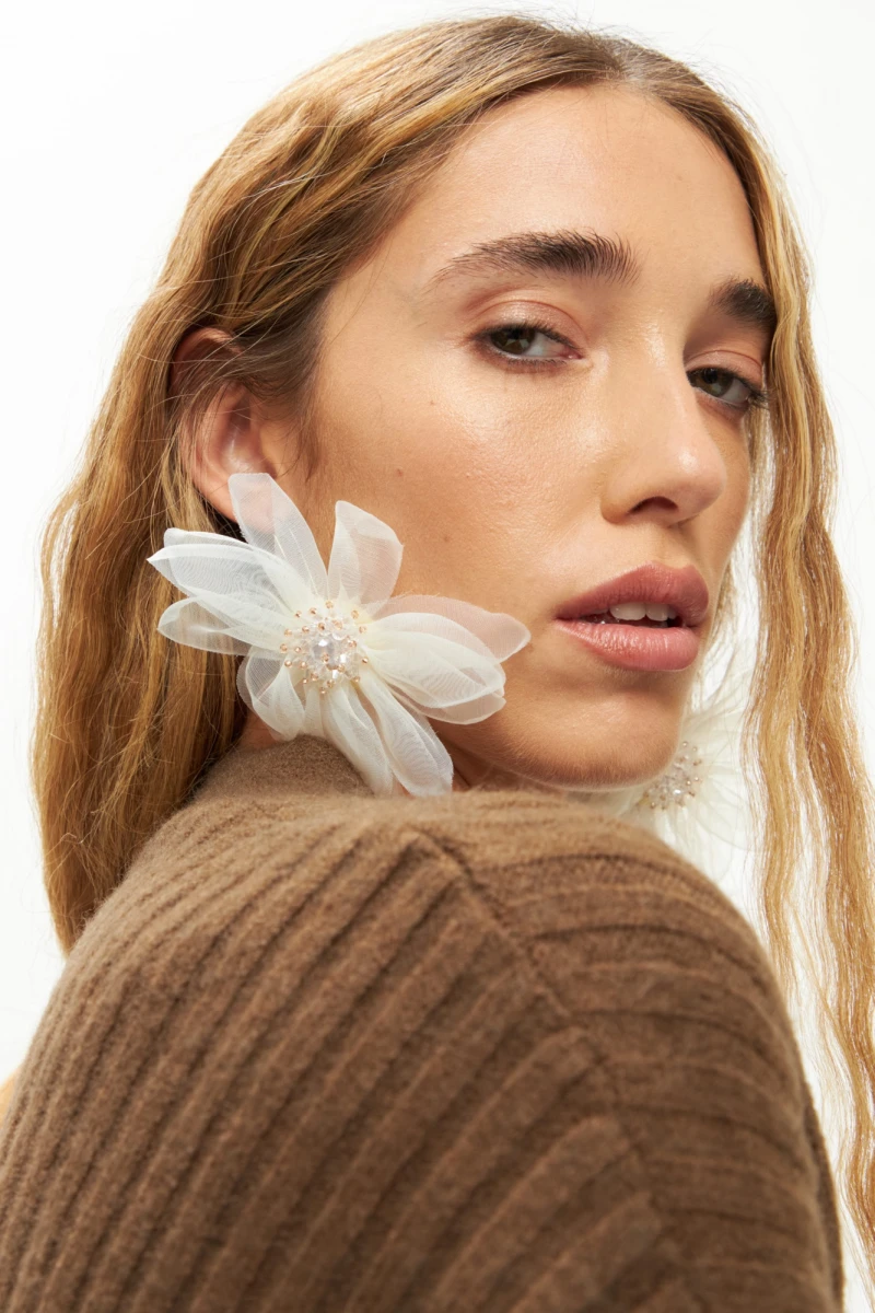 Aros flor tela - blanco 