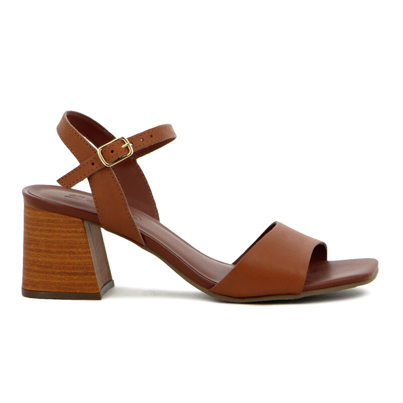 Darkness Sandalia Casual Capellada Cuero Suela Sintetica Taco Bajo Marron