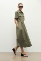 Maxi vestido camisero verde oliva