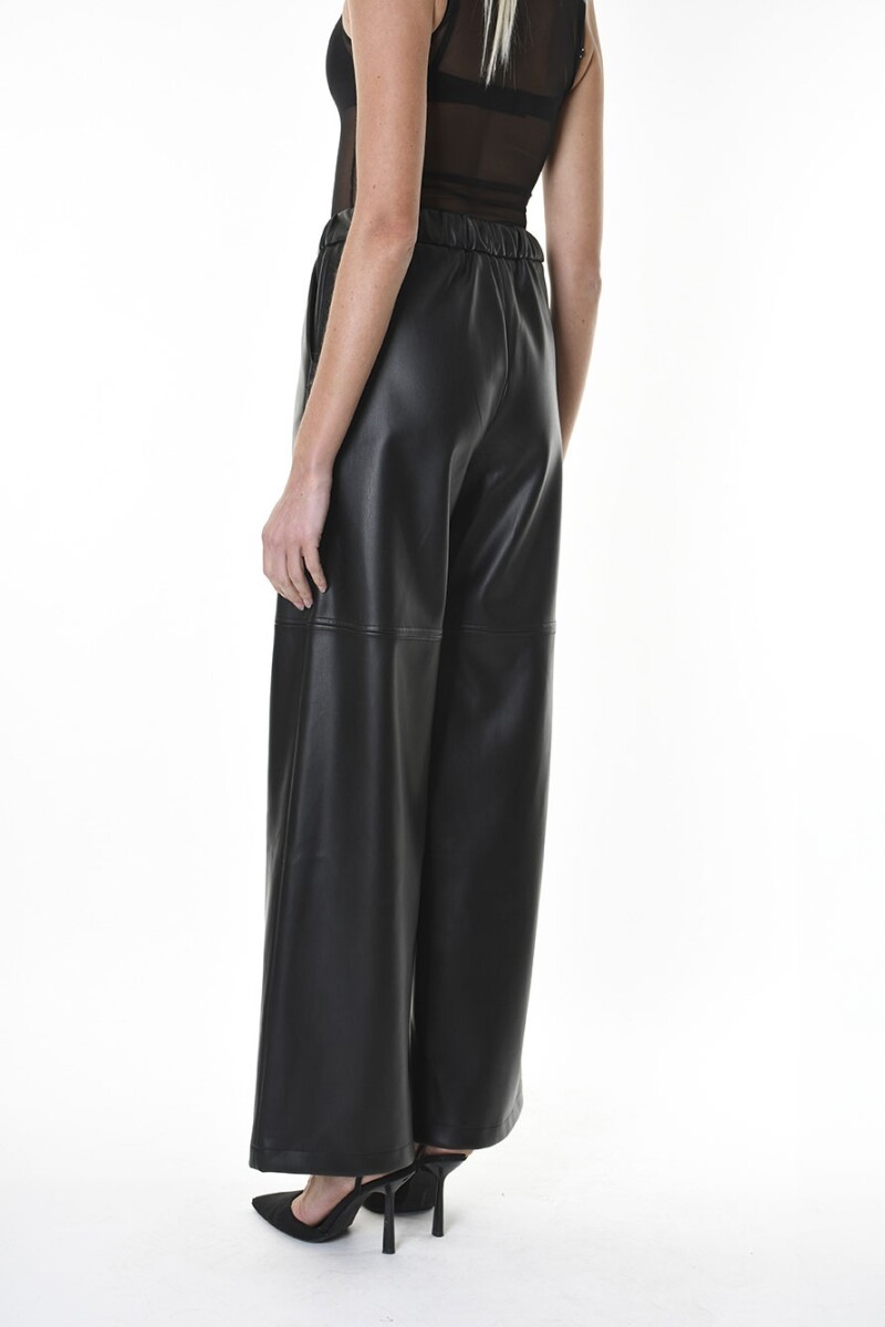 PANTALON RECTO Negro