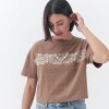 Remera Roxy con estampa Marron