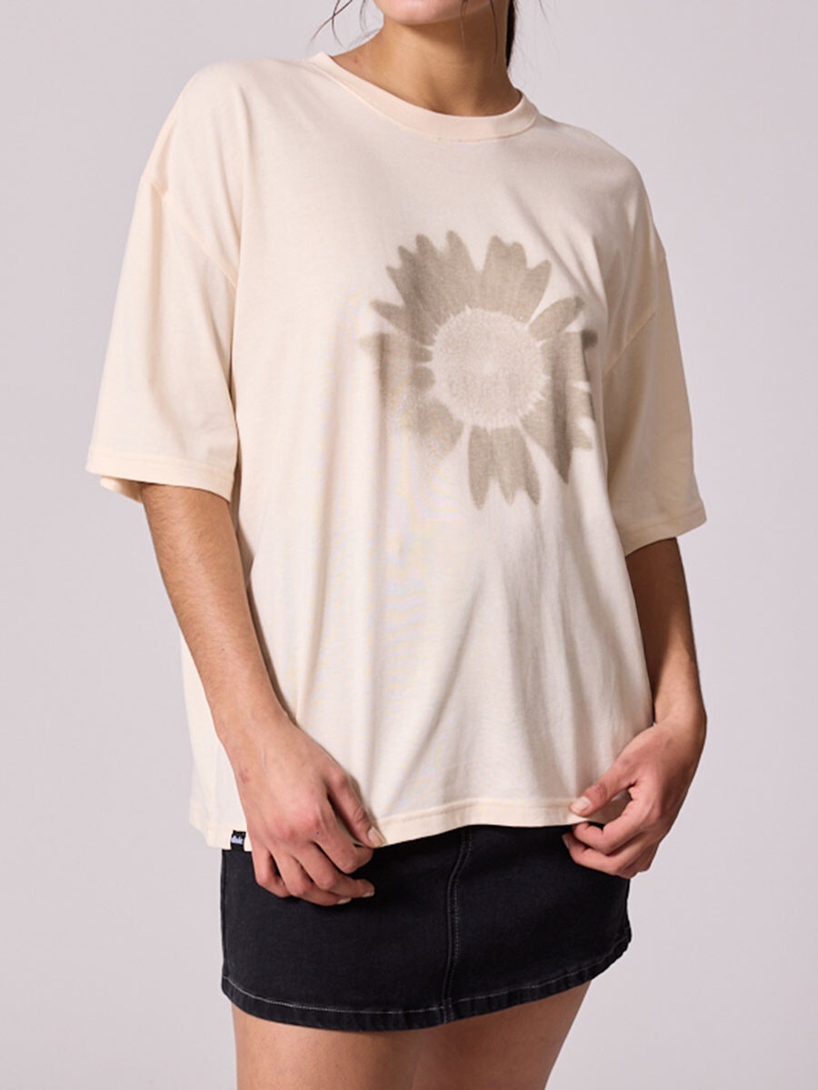 T-SHIRT SERINA DIXIE - Crudo 