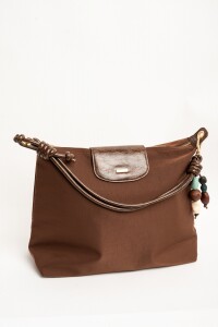 Cartera Con Charm Chocolate