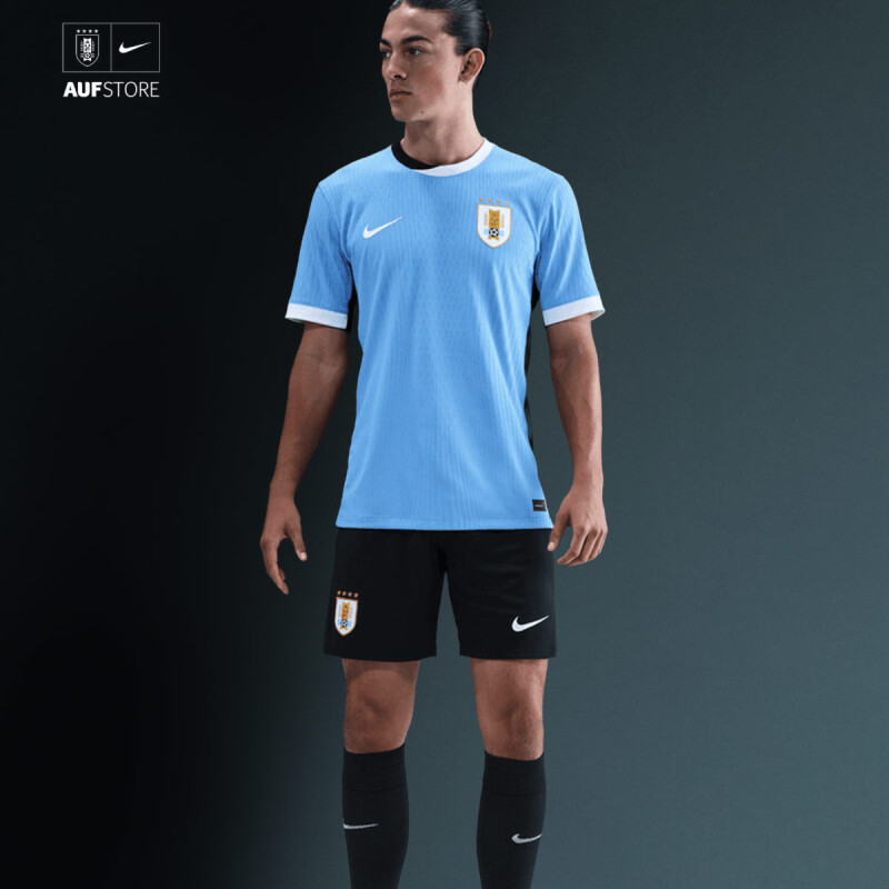 Short Titular Uruguay Nike 2025 – Hombre Short Titular Uruguay Nike 2025 – Hombre