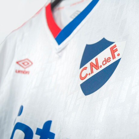 Camiseta Of. Nacional Junior 21 con sponsors