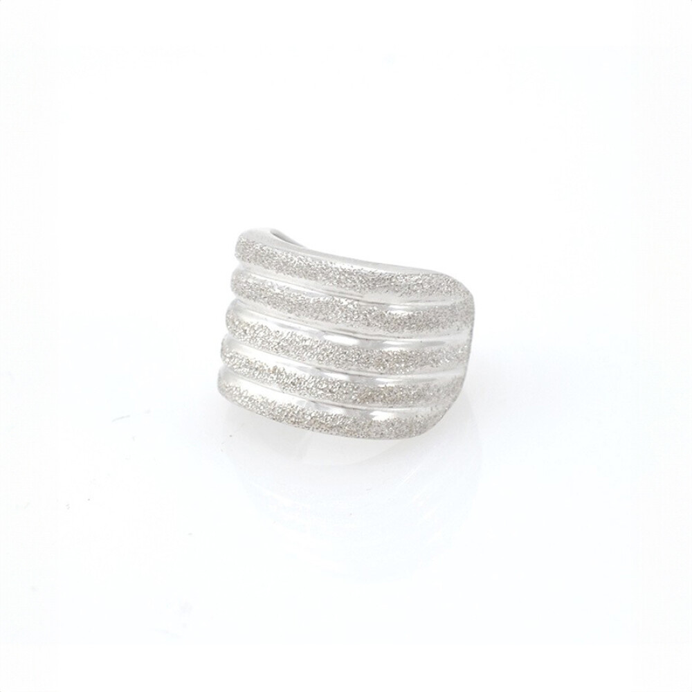 Anillo En Oro 18K, Diamantado. Anillo En Oro 18K, Diamantado.