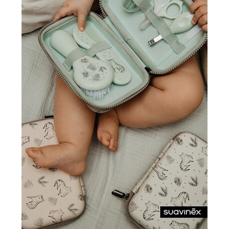 Set de Higiene Cuidado Diario Bebés +0M Suavinex de 6 Piezas Gris