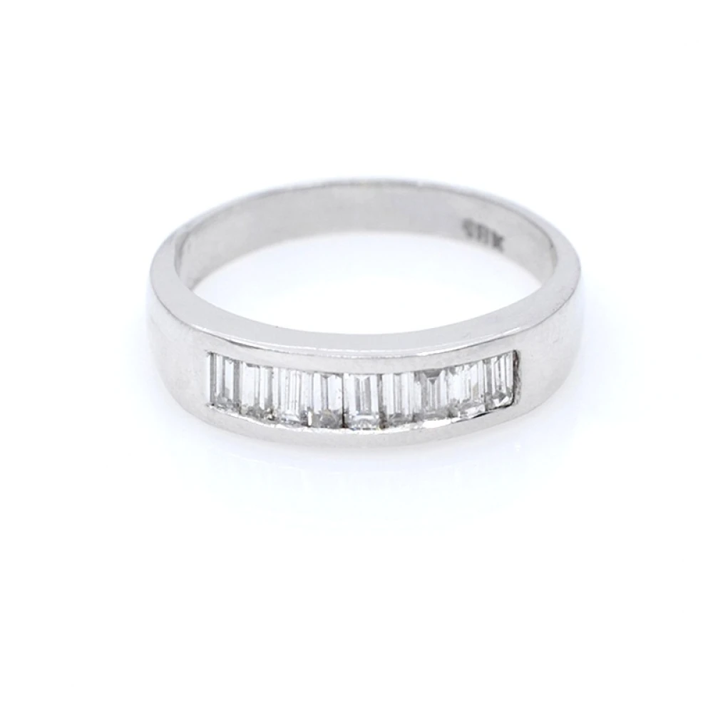 Anillo en oro 18 blanco y brillantes baguette Anillo en oro 18 blanco y brillantes baguette