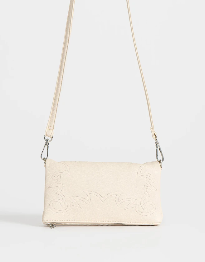 Bandoleras Boho Bandolera De Cuerina Con Solapa - Blanco Crudo