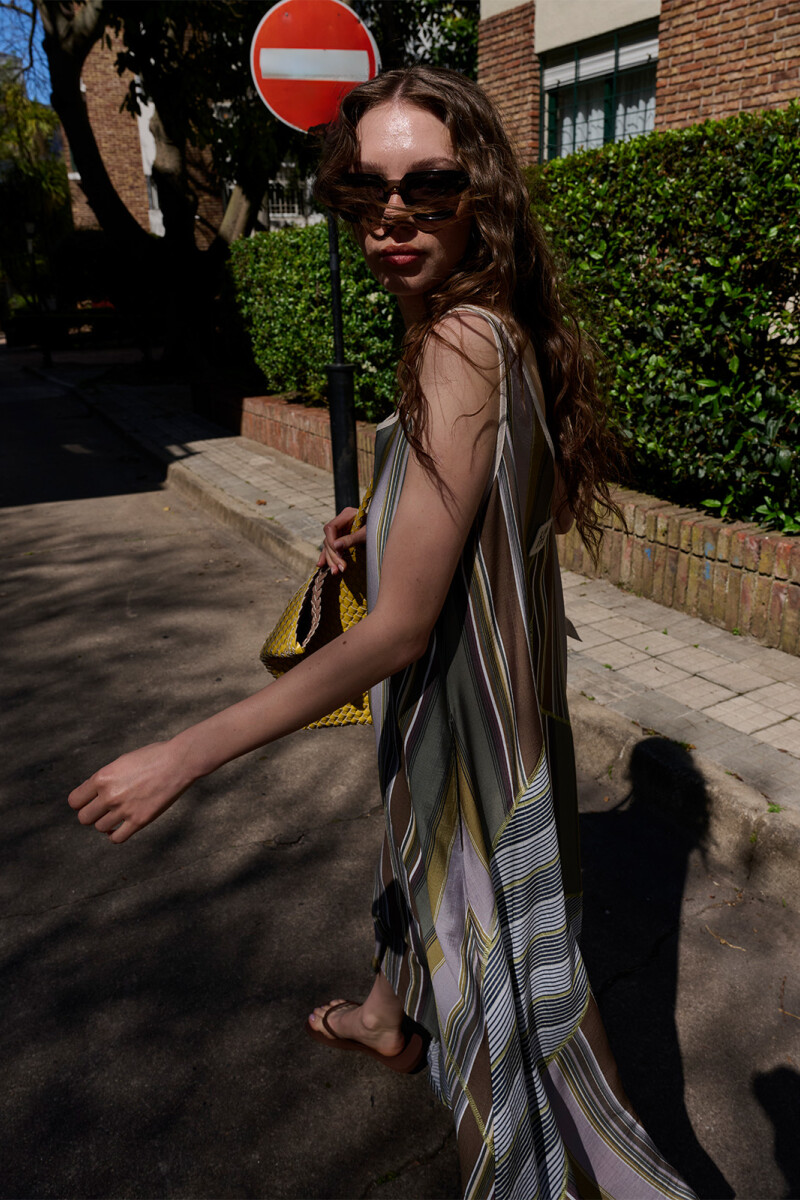 VESTIDO PATCH VERDE