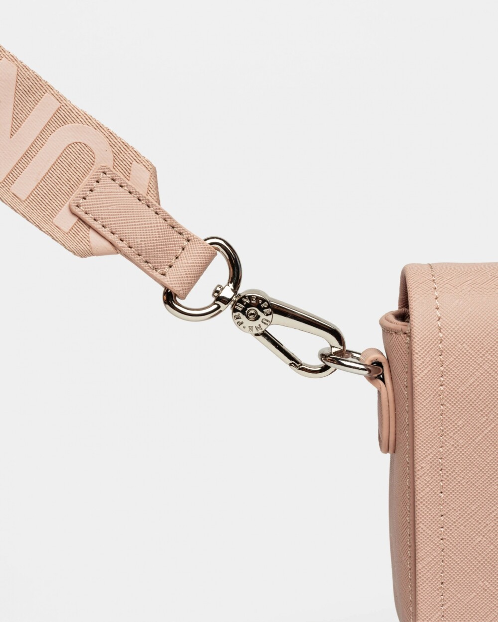 Bandolera The Flap Penny en efecto cuero saffiano Rosa