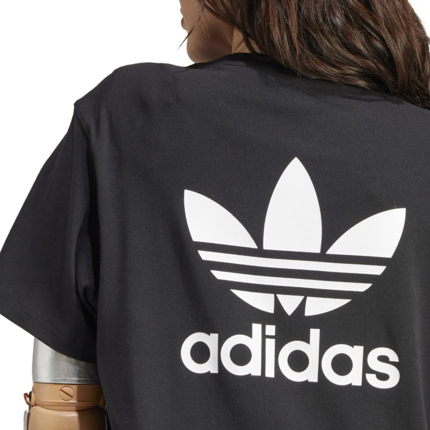 ¿Por qué los vestidos casuales de Adidas están arrasando?