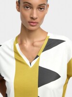 Camiseta Estampada Con Escote En Pico multicolor