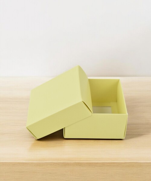 Caja Cuadrada 8x8x4,5 cm AMARILLO PASTEL