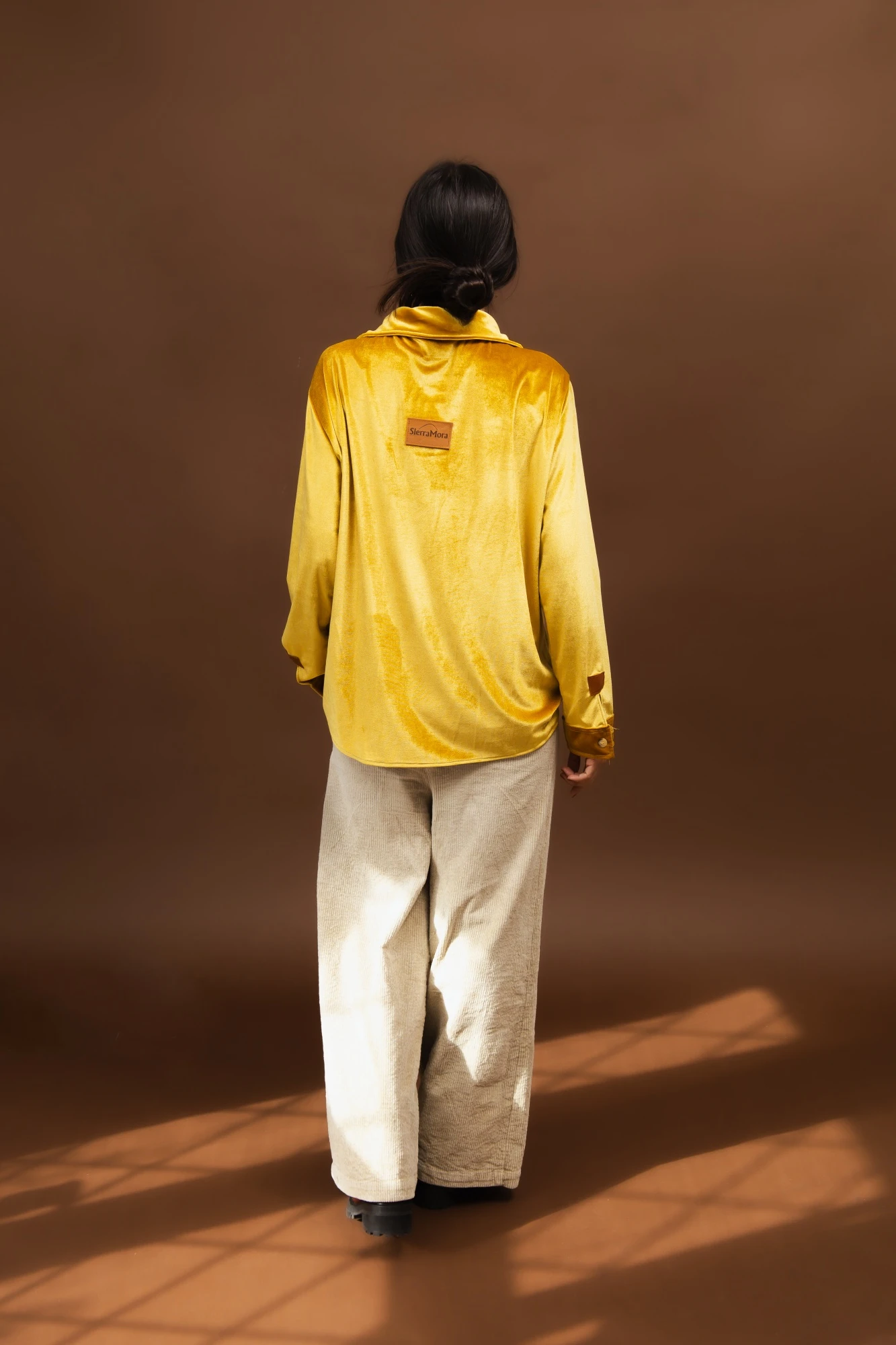 Velvet Shirt con Puño