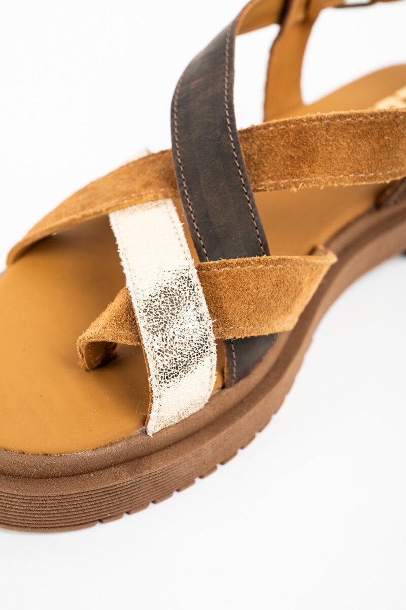 Sandalias De Cuero Tiras Cruzadas Multi