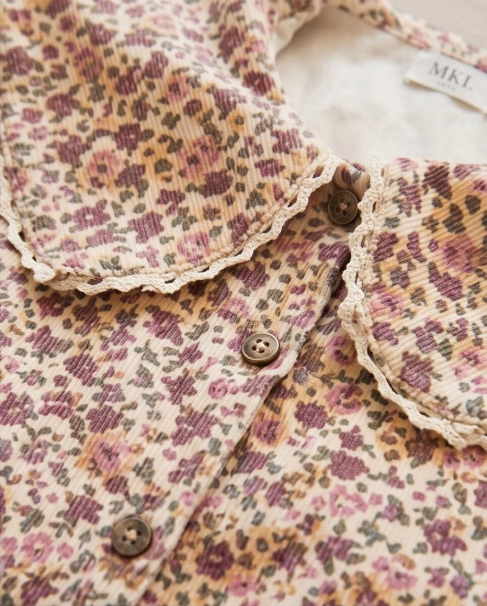 Camisa Pana floreada 