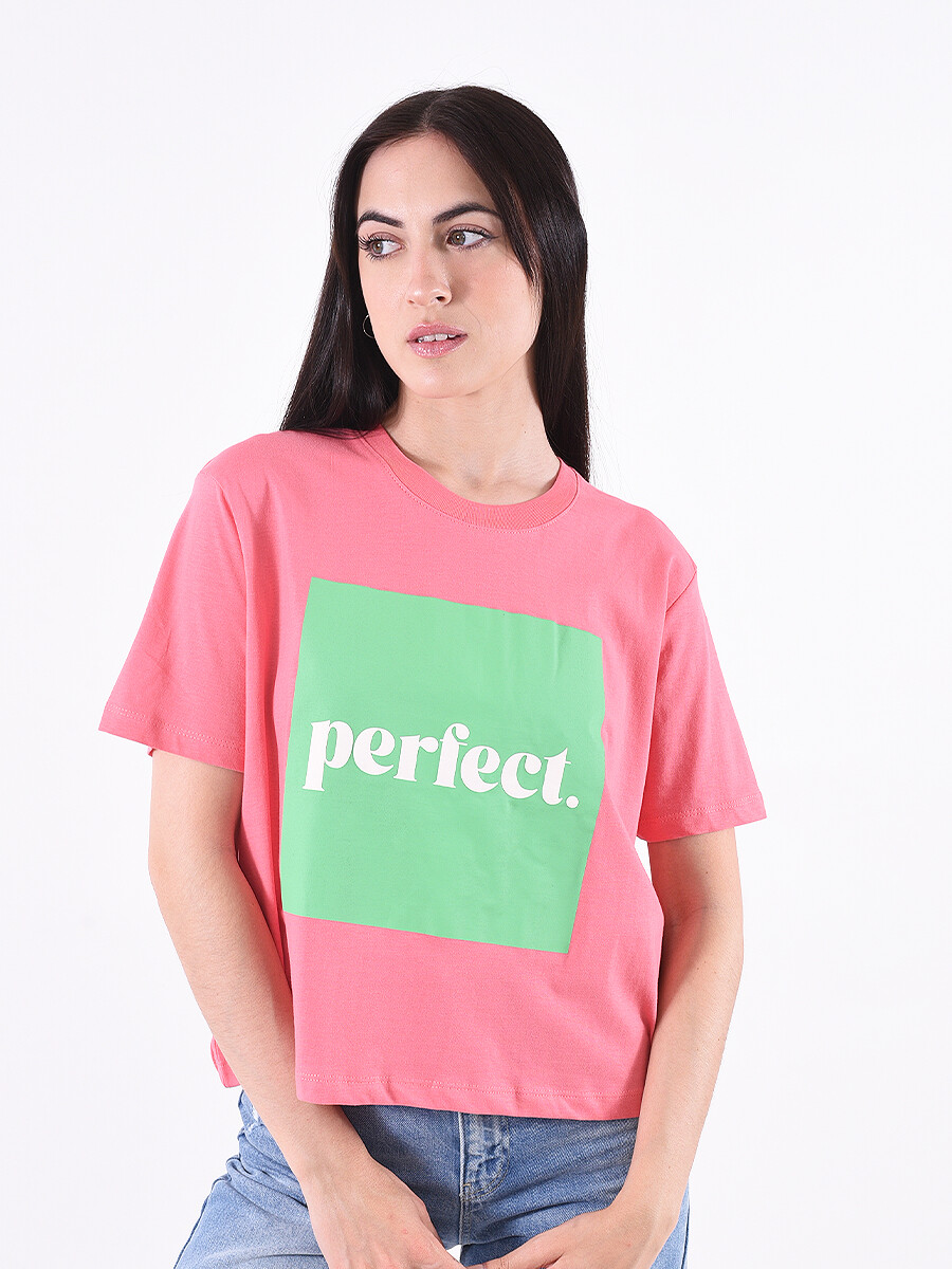 REMERA PERFECT - CORAL 