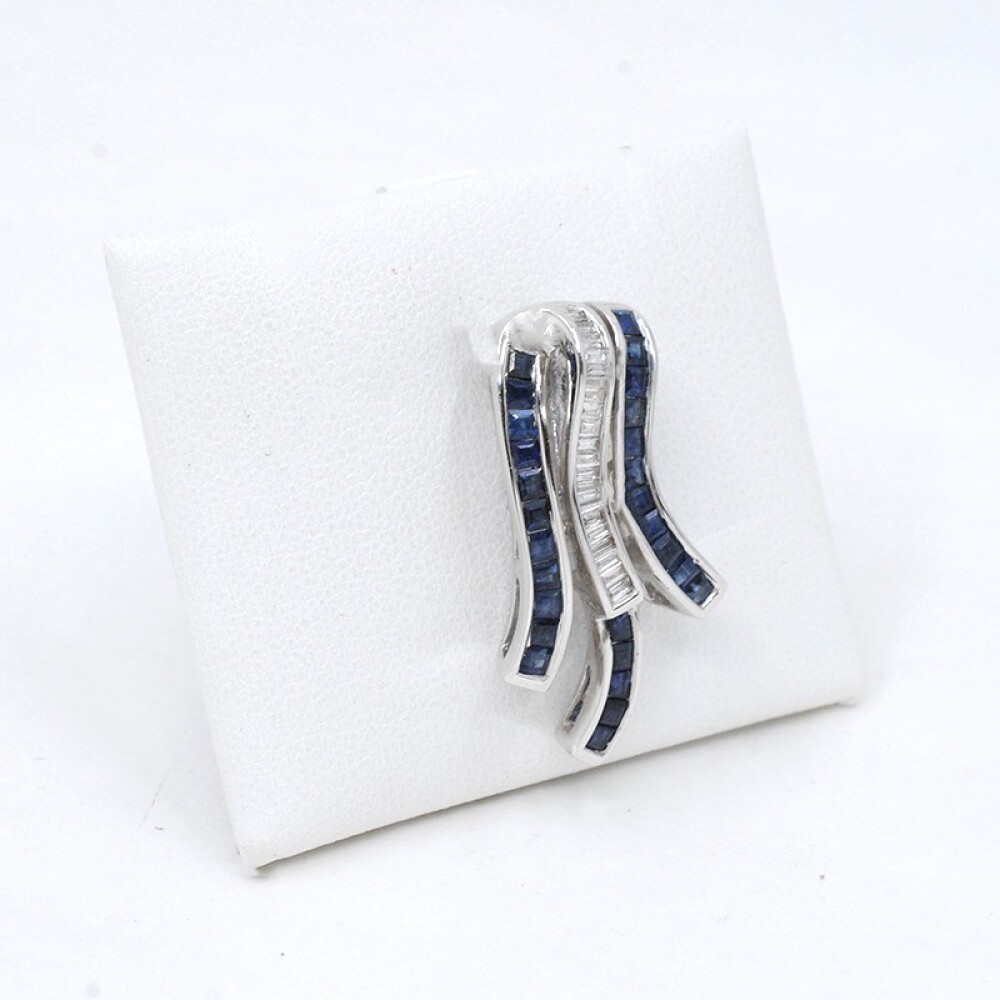 Colgante En Oro Blanco 18K, Zafiros Y Brillantes Colgante En Oro Blanco 18K, Zafiros Y Brillantes