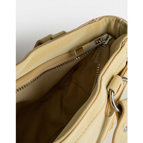 Bandolera Con Charm Amarillo Claro