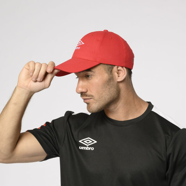 Gorro Caphat Umbro 049