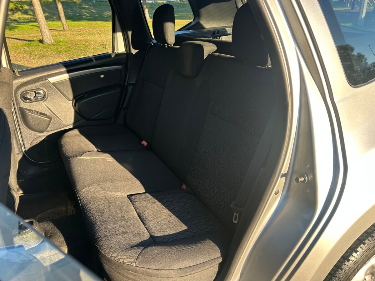 Renault Duster 2017 EXCELENTE ESTADO! | Permuta / Financia Renault Duster 2017 EXCELENTE ESTADO! | Permuta / Financia