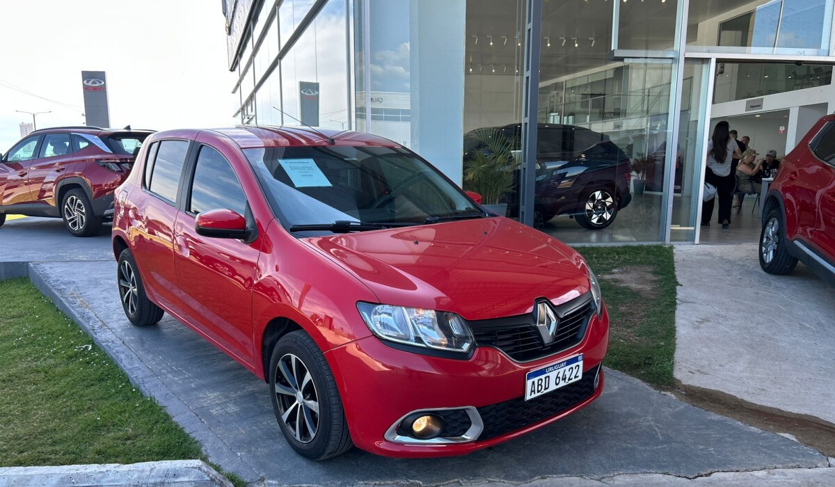 RENAULT SANDERO EXPRESSION 1.6 2016 RENAULT SANDERO EXPRESSION 1.6 2016