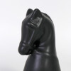 FIGURA CERAMICA NEGRA CABALLO DE AJEDREZ 4.5X10CM Unica
