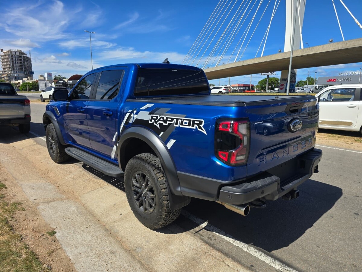 Ford Ranger Raptor V6 3.0L Extra Full Descuenta IVA Ford Ranger Raptor V6 3.0L Extra Full Descuenta IVA