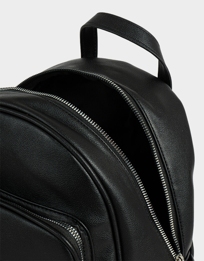 Mochilas Urbanas Mochila Con Charm - Negro