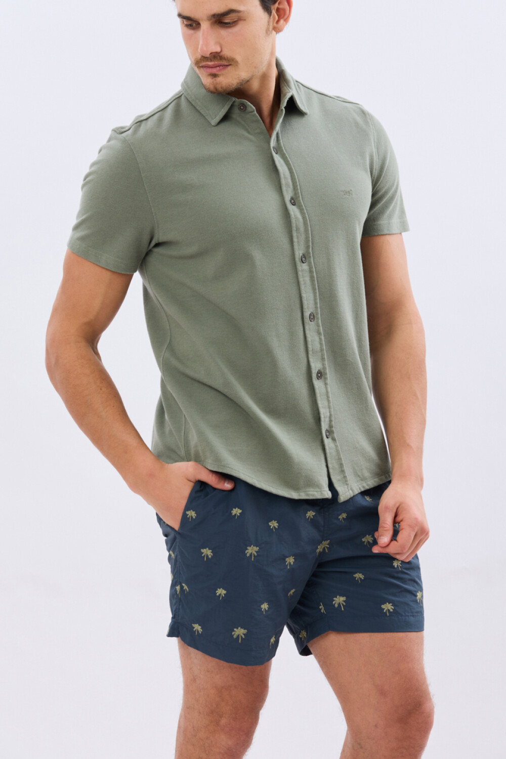 SHORT DE BAÑO BORDADO Azul
