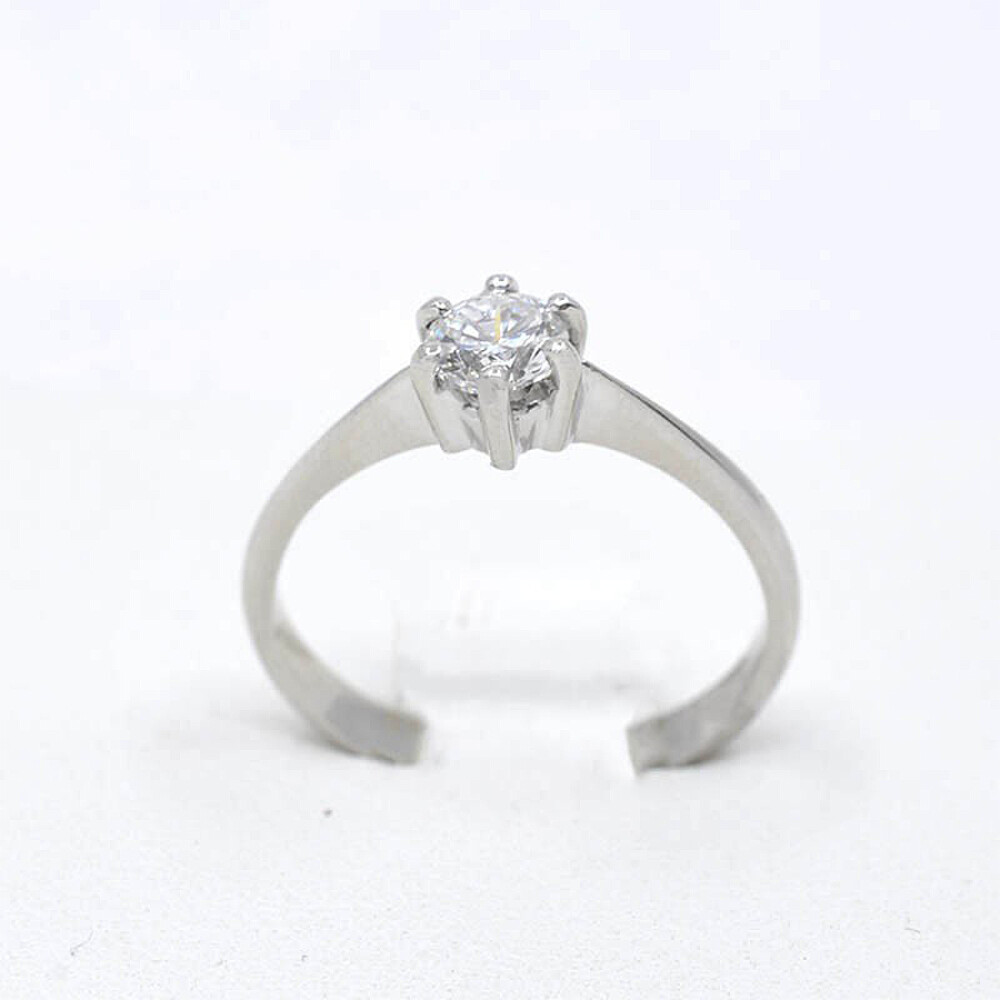 Anillo Solitario En Platino Y Brillante Anillo Solitario En Platino Y Brillante