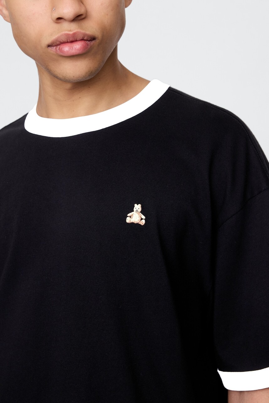 Remera Oso Brannan Hombre Black 1