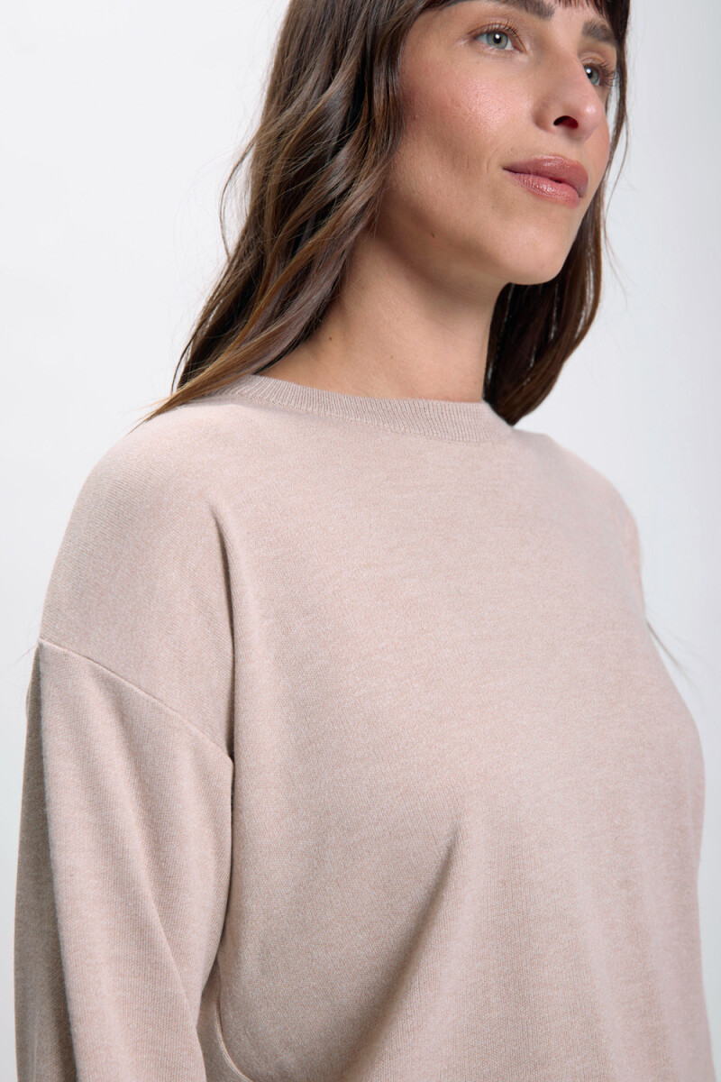 Buzo tejido cuello a la base Beige