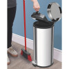 Papelera Basurero Tramontina con pedal y cubo plástico 30 L Papelera Basurero Tramontina con pedal y cubo plástico 30 L