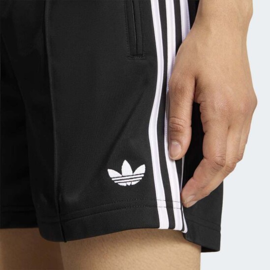 Short Adidas Firebird Classic Negro