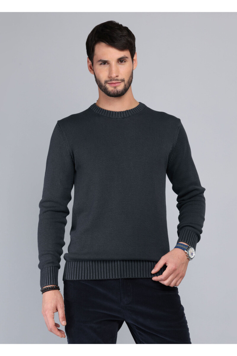 Sweater a la Base Arrow NEGRO