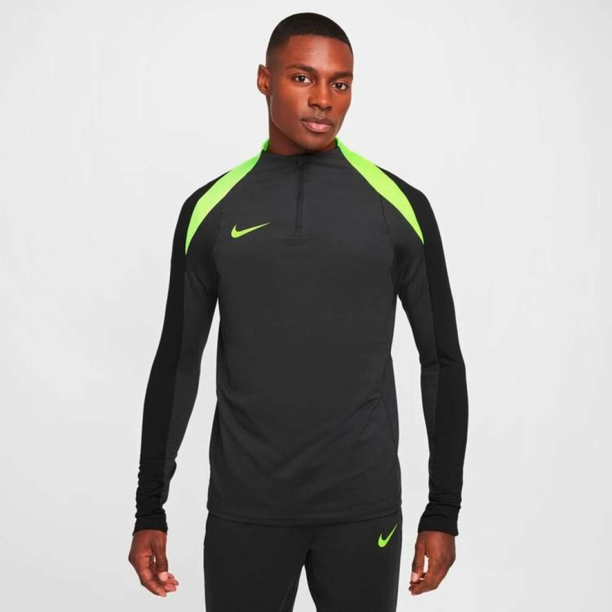 Abrigo Nike Dri-Fit Strike Dril Top de Hombre - Negro 
