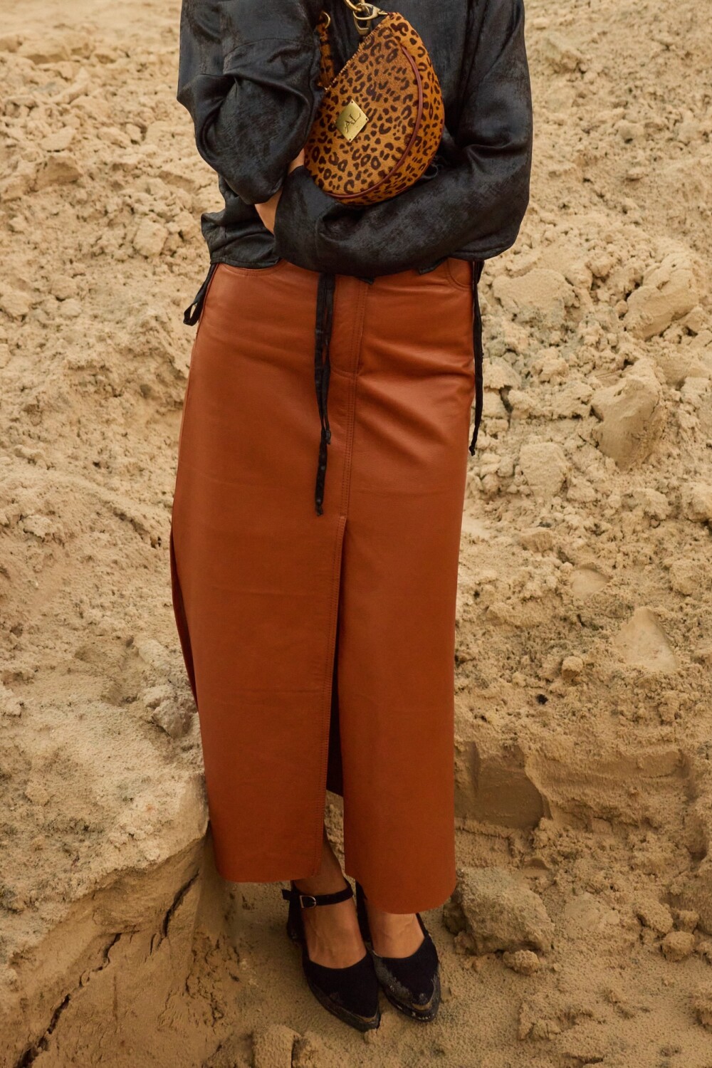 Friend Low Rise Skirt Camel