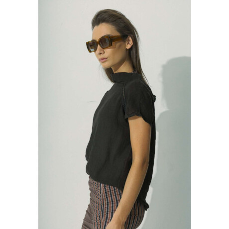Blusa Yara Black