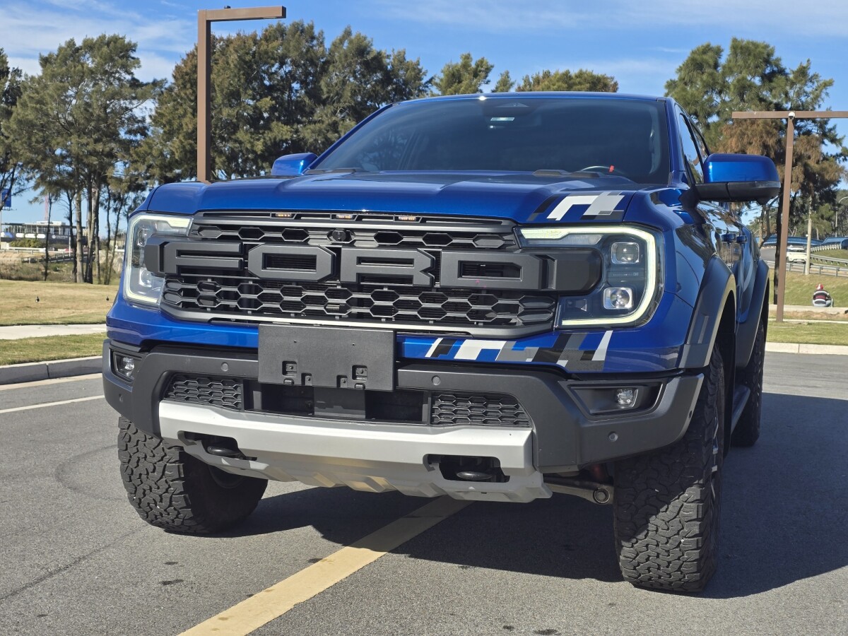 Ford Ranger Raptor 2025 EXCELENTE ESTADO| Permuta / Financia Ford Ranger Raptor 2025 EXCELENTE ESTADO| Permuta / Financia
