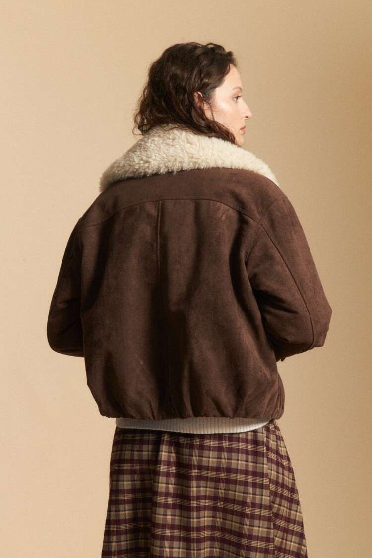 CAMPERA GAMA Chocolate
