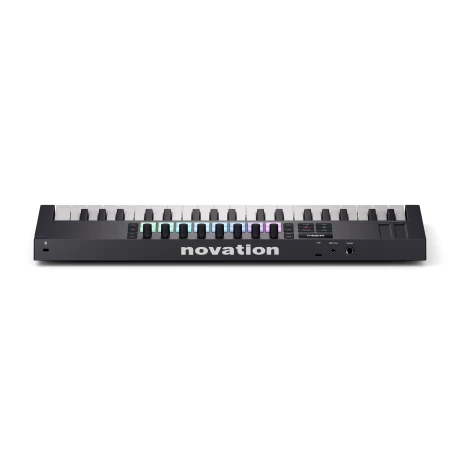Controlador Midi Novation Launchkey Mini 37 Mk4 Controlador Midi Novation Launchkey Mini 37 Mk4