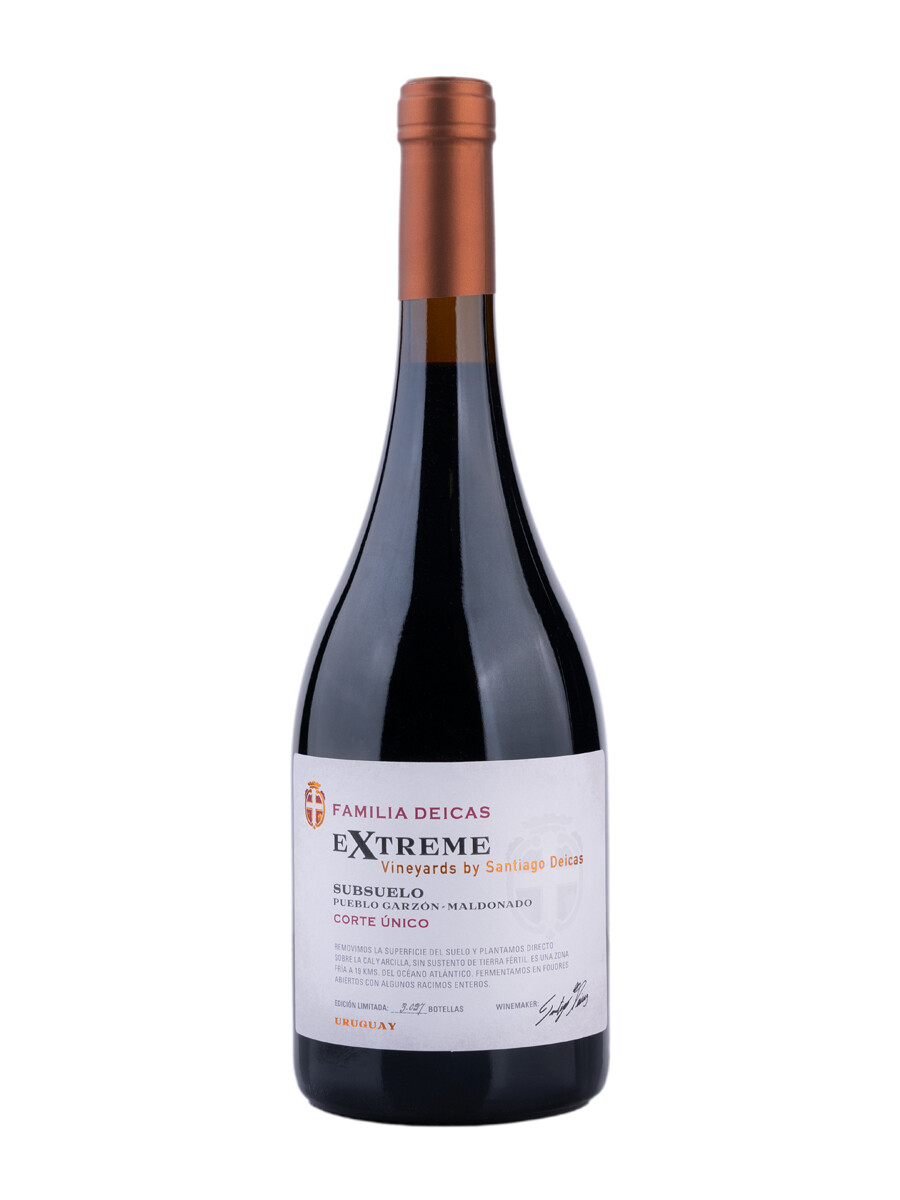 Vino Familia Deicas Extreme Subsuelo Corte Único Tannat Merlot 750 ml Vino Familia Deicas Extreme Subsuelo Corte Único Tannat Merlot 750 ml