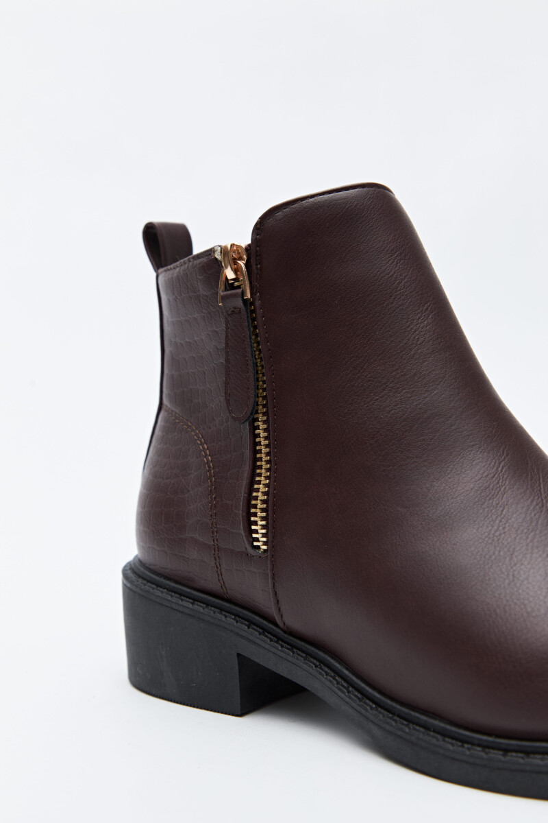 BOTA KARL Bordó Merlot